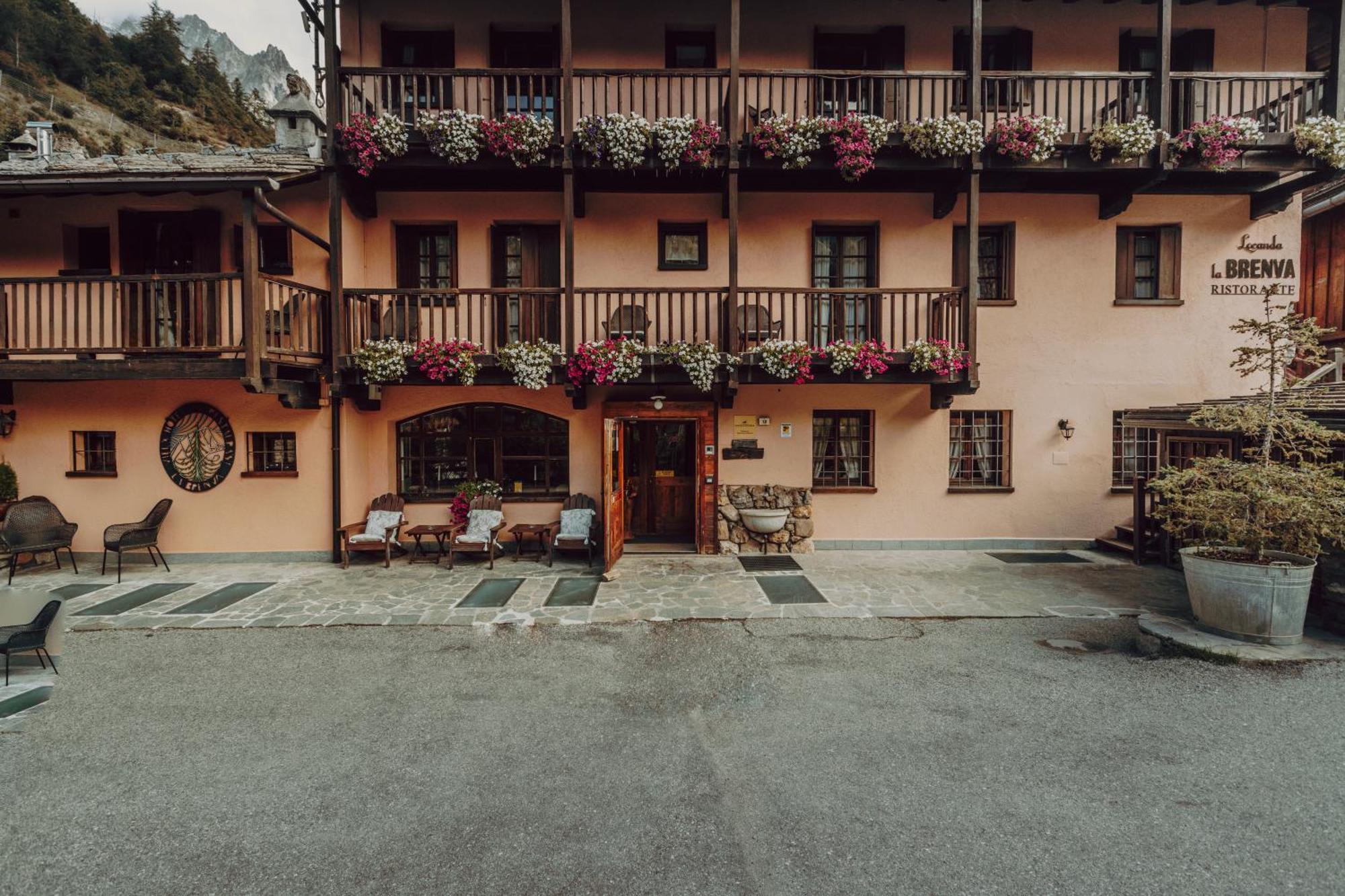 Locanda La Brenva - Estella Hotel Collection & Experience Courmayeur Kültér fotó